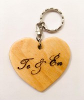 Fa szív kulcstartó, feliratos, Te&Én 6*6 cm